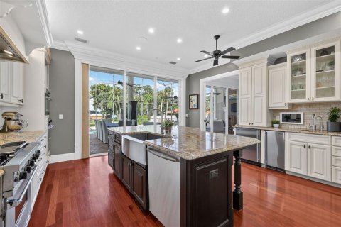 Casa en venta en Mount Dora, Florida, 4 dormitorios, 418.43 m2 № 2386074 - foto 7