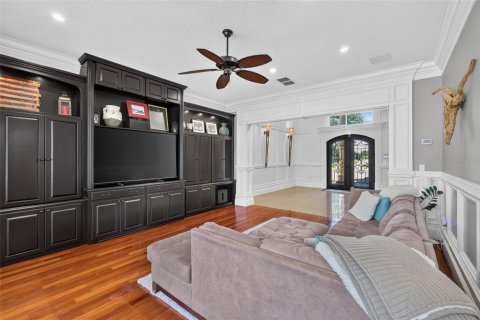 Casa en venta en Mount Dora, Florida, 4 dormitorios, 418.43 m2 № 2386074 - foto 5