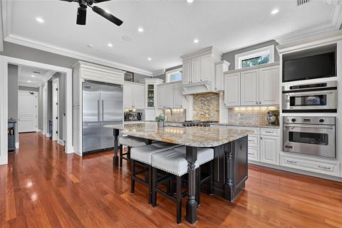 Casa en venta en Mount Dora, Florida, 4 dormitorios, 418.43 m2 № 2386074 - foto 28