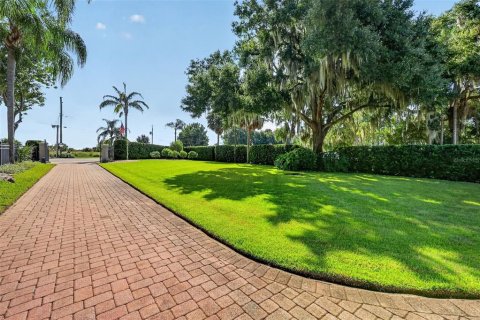 Casa en venta en Mount Dora, Florida, 4 dormitorios, 418.43 m2 № 2386074 - foto 23