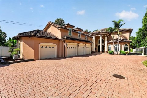 Casa en venta en Mount Dora, Florida, 4 dormitorios, 418.43 m2 № 2386074 - foto 22