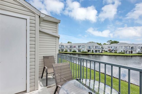 Condo in Orlando, Florida, 2 bedrooms  № 1876307 - photo 4