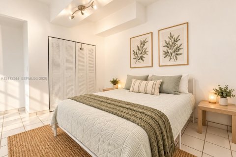 Immobilier commercial à Miami Beach, Floride № 2431400