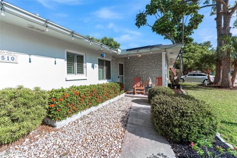 House in Dunedin, Florida 2 bedrooms, 129.78 sq.m. № 1886022 - photo 28