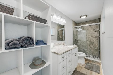 House in Dunedin, Florida 2 bedrooms, 129.78 sq.m. № 1886022 - photo 6