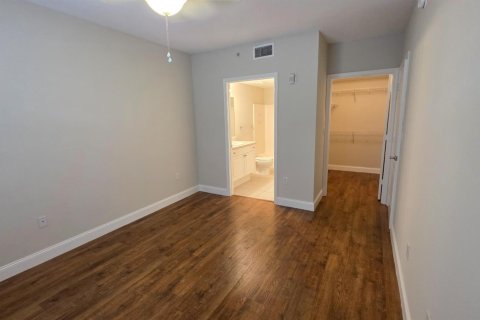 Copropriété à louer à Vero Beach, Floride: 2 chambres, 92.34 m2 № 2352200 - photo 12