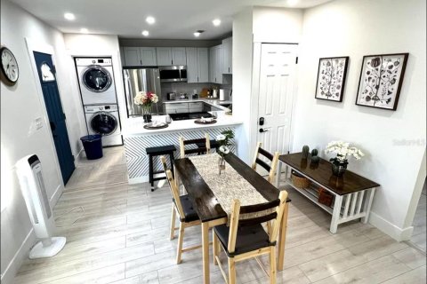 Casa en alquiler en Winter Haven, Florida, 2 dormitorios, 58.16 m2 № 1853651 - foto 2