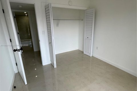 Copropriété à louer à Hialeah, Floride: 2 chambres, 74.32 m2 № 2056796 - photo 7