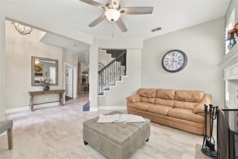 Casa en venta en Apopka, Florida, 5 dormitorios, 328.41 m2 № 2383733 - foto 28
