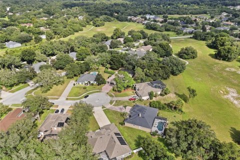 Casa en venta en Apopka, Florida, 5 dormitorios, 328.41 m2 № 2383733 - foto 18