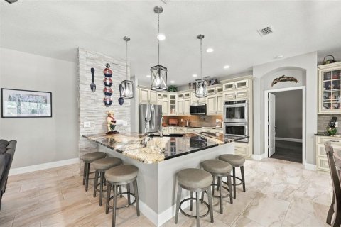 Casa en venta en Apopka, Florida, 5 dormitorios, 328.41 m2 № 2383733 - foto 8