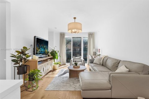 Снять в аренду кондоминиум в Форт-Лодердейл, Флорида 1 спальня, 81.57м2, № 2048373 - фото 5