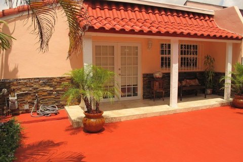 Casa en alquiler en Miami, Florida, 2 dormitorios, 85.93 m2 № 2016024 - foto 8