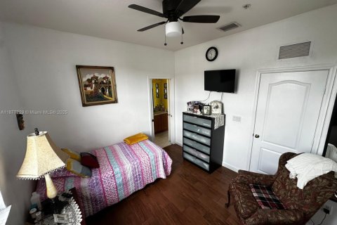 Condominio en venta en Hialeah, Florida, 2 dormitorios, 126.44 m2 № 1978024 - foto 28