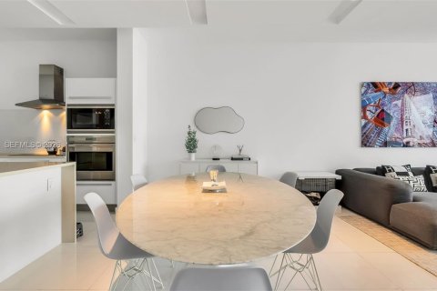 Copropriété à louer à Miami, Floride: 3 chambres, 158.68 m2 № 2077408 - photo 12