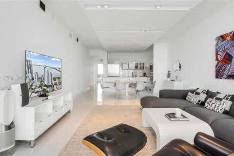 Copropriété à louer à Miami, Floride: 3 chambres, 158.68 m2 № 2077408 - photo 29