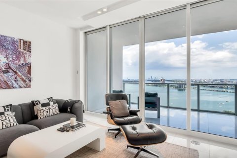 Copropriété à louer à Miami, Floride: 3 chambres, 158.68 m2 № 2077408 - photo 20