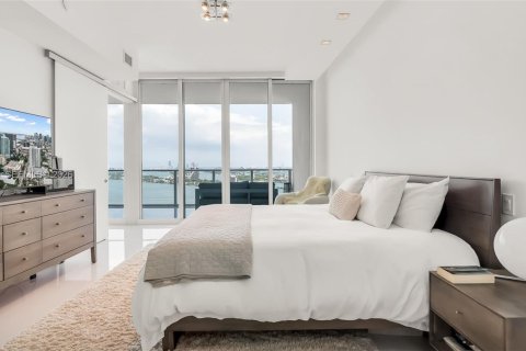 Copropriété à louer à Miami, Floride: 3 chambres, 158.68 m2 № 2077408 - photo 26