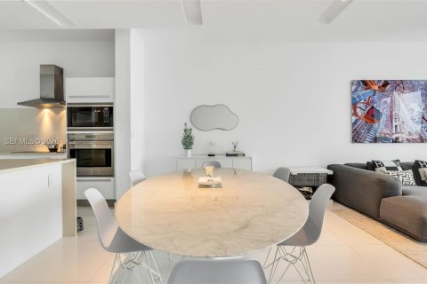 Copropriété à louer à Miami, Floride: 3 chambres, 158.68 m2 № 2077408 - photo 11