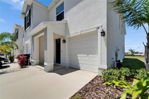 Townhouse in Apollo Beach, Florida 3 bedrooms, 165.83 sq.m. № 1651832 - photo 4
