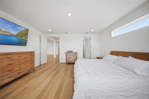 Casa en venta en Orlando, Florida, 4 dormitorios, 392.6 m2 № 2150509 - foto 21