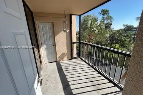 Condominio en venta en Port Charlotte, Florida, 1 dormitorio, 60.94 m2 № 1938902 - foto 26