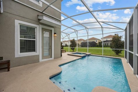 House in Davenport, Florida 5 bedrooms, 286.23 sq.m. № 1899551 - photo 5