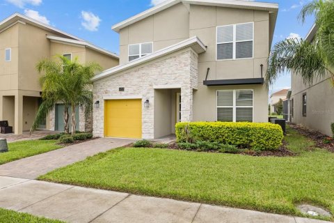 House in Davenport, Florida 5 bedrooms, 286.23 sq.m. № 1899551 - photo 2