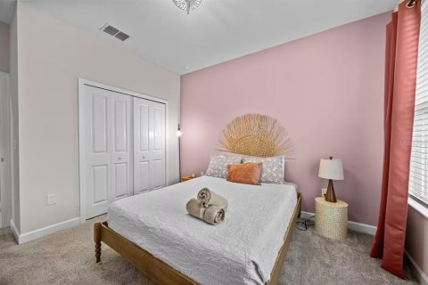 House in Davenport, Florida 5 bedrooms, 286.23 sq.m. № 1899551 - photo 24