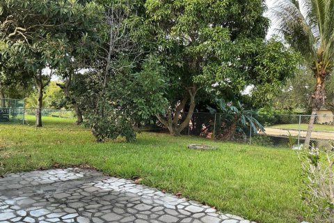 Villa ou maison à louer à Plantation, Floride: 3 chambres, 170.57 m2 № 1975861 - photo 17