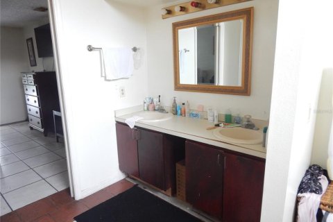 House in Kissimmee, Florida 4 bedrooms, 169.73 sq.m. № 2206221 - photo 6