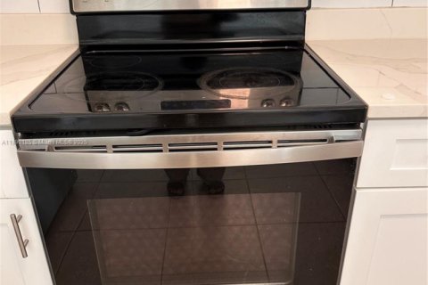 House in Port St. Lucie, Florida 3 bedrooms, 116.31 sq.m. № 1947283 - photo 20