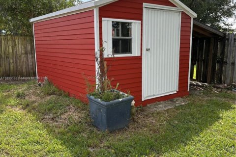 House in Port St. Lucie, Florida 3 bedrooms, 116.31 sq.m. № 1947283 - photo 29