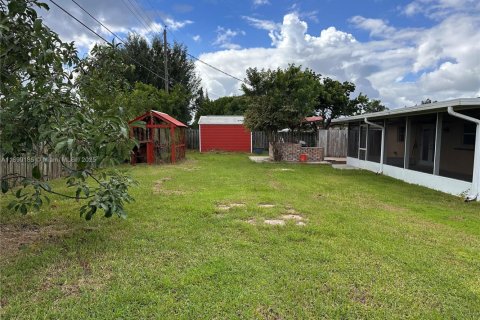 House in Port St. Lucie, Florida 3 bedrooms, 116.31 sq.m. № 1947283 - photo 27