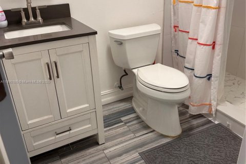 House in Port St. Lucie, Florida 3 bedrooms, 116.31 sq.m. № 1947283 - photo 12