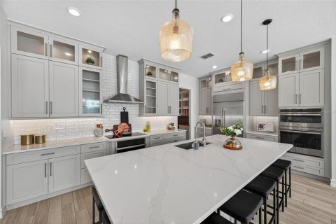House in Wesley Chapel, Florida 5 bedrooms, 425.12 sq.m. № 1910573 - photo 25