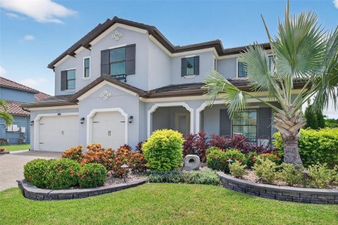 House in Wesley Chapel, Florida 5 bedrooms, 425.12 sq.m. № 1910573 - photo 6