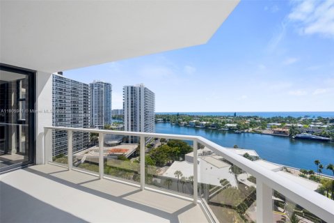 Condo in Aventura, Florida, 3 bedrooms  № 1743970 - photo 27