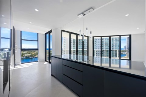 Condo in Aventura, Florida, 3 bedrooms  № 1743970 - photo 7
