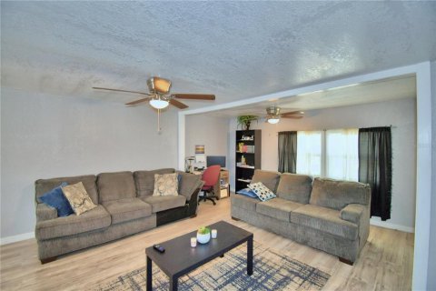 Villa ou maison à vendre à Bartow, Floride: 6 chambres, 198.07 m2 № 1382820 - photo 5