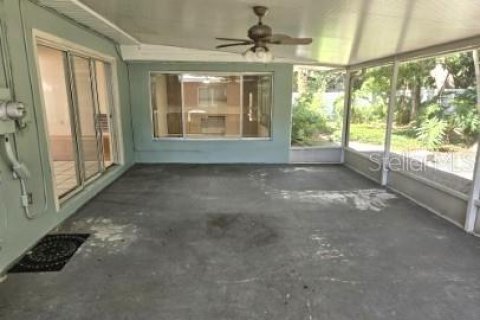 House in Saint Petersburg, Florida 2 bedrooms, 114.08 sq.m. № 1913820 - photo 26