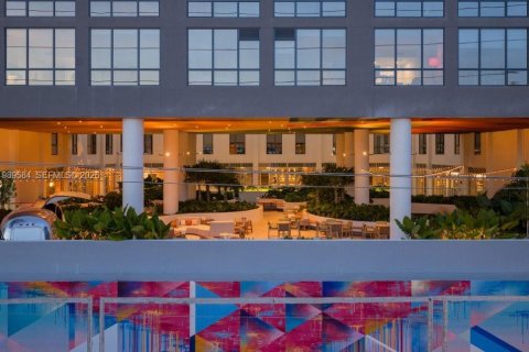 Apartamento en alquiler en Miami, Florida, 1 dormitorio, 64.1 m2 № 2169246 - foto 12