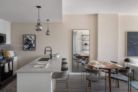 Apartamento en alquiler en Miami, Florida, 1 dormitorio, 64.1 m2 № 2169246 - foto 23