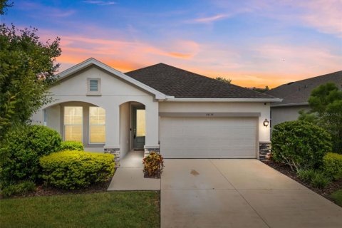 House in Odessa, Florida 3 bedrooms, 153.2 sq.m. № 1906687 - photo 1