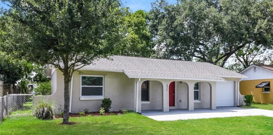 House in Sanford, Florida 3 bedrooms, 125.88 sq.m. № 1821269