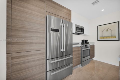 Copropriété à louer à Deerfield Beach, Floride: 2 chambres, 112.69 m2 № 1972996 - photo 11