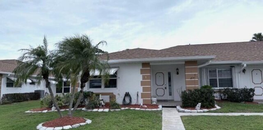 Condo in St. Lucie, Florida, 2 bedrooms № 2146663