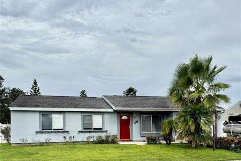 Villa ou maison à vendre à North Port, Floride: 3 chambres, 122.63 m2 № 1907776 - photo 1