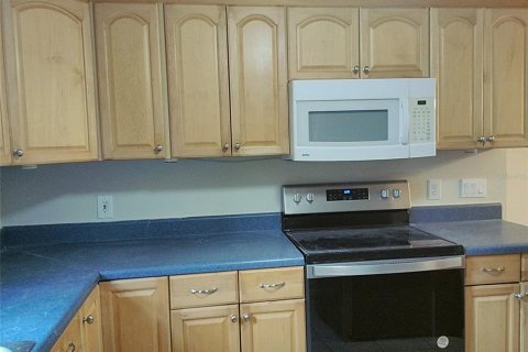 House in DeLand, Florida 3 bedrooms, 133.78 sq.m. № 1879908 - photo 17