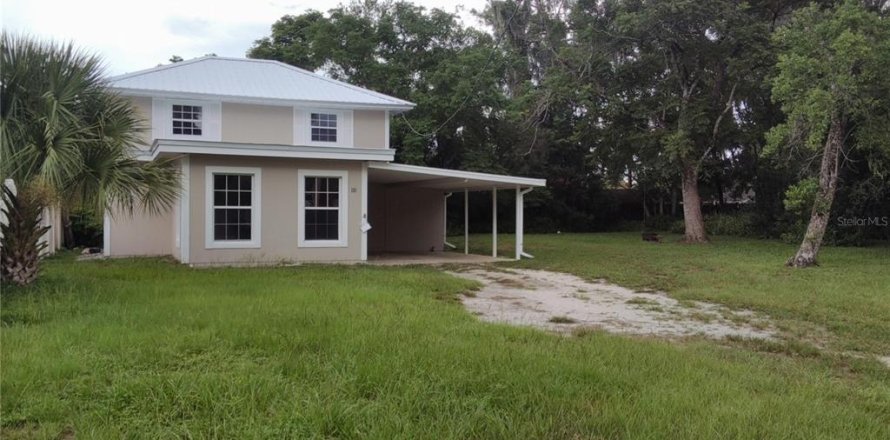 House in DeLand, Florida 3 bedrooms, 133.78 sq.m. № 1879908